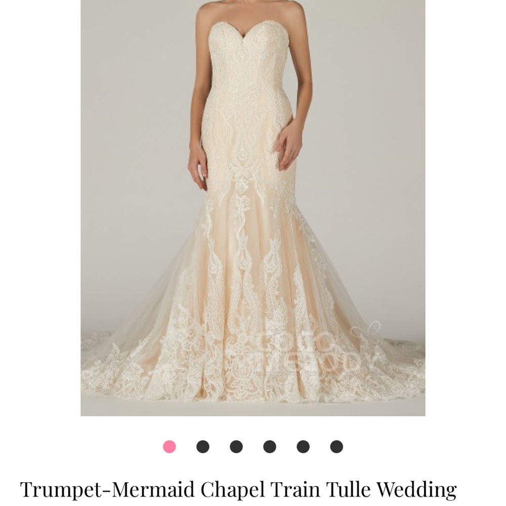 Cocomelody Trumpet-Mermaid Chapel Train Tulle Wedding Dress. Size 14. Brand new.